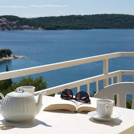 Apartment Yellow House Trogir