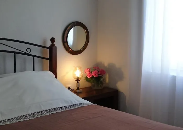 Yellow House * Traù