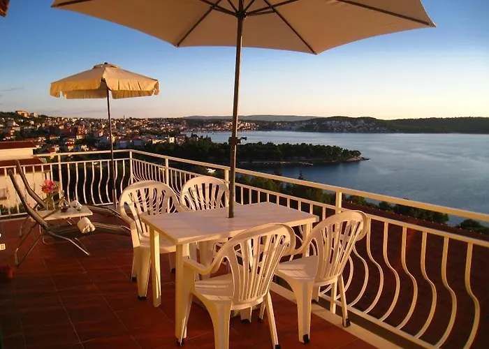 Appartamento Yellow House